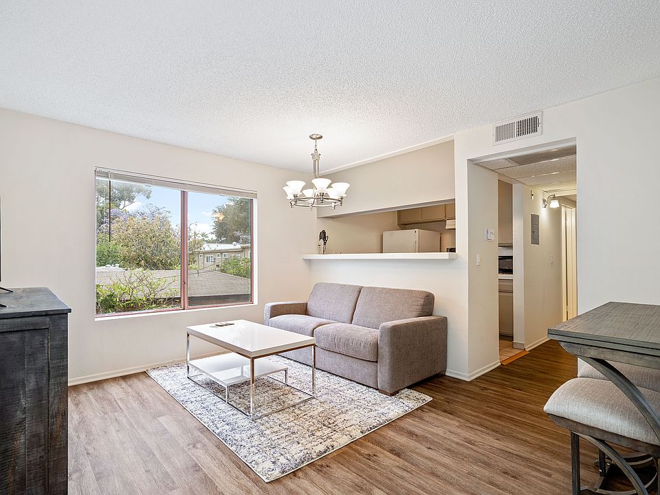 1st image of 3600 Bagley Ave APT 105