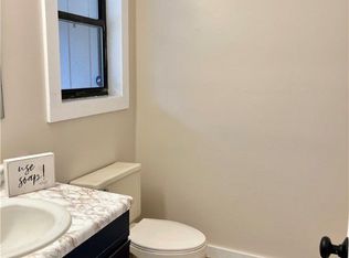 1228 N Forest Dr, Fayetteville, NC 28303
