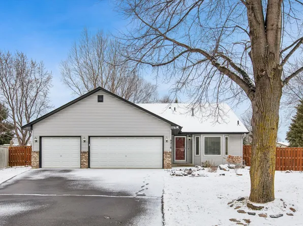 9218 Jeffery Bay S, Cottage Grove, MN 55016