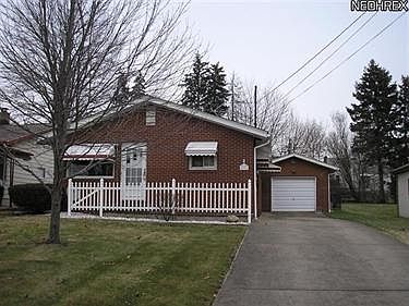 2nd image of 831 Lincoln Ave