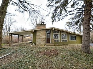 824 Inverness Rd, Lisle, IL 60532