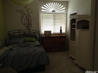 3134 Harbour Shore Ln, Elk Grove, CA 95758