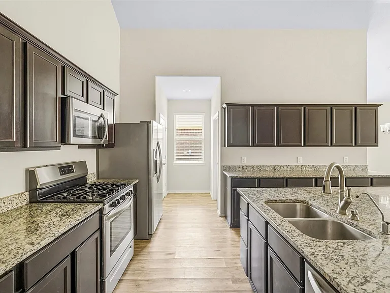 18025 Atwood Mill Dr — Photo 15