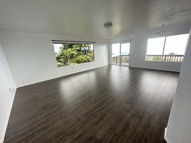 3 bed, 1318 sqft, $3,500 — Photo 2