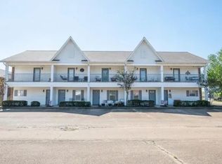 202 Tomlinson Dr APT 7D, Starkville, MS 39759