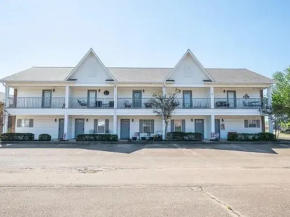 202 Tomlinson Dr APT 7D, Starkville, MS 39759