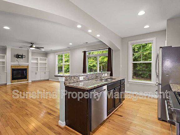 5th image of 22252 Charthouse Ln