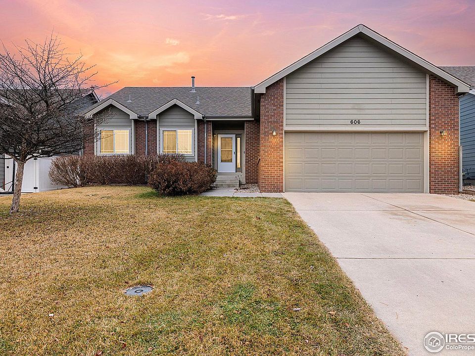 1st image of 606 61st Ave Ct