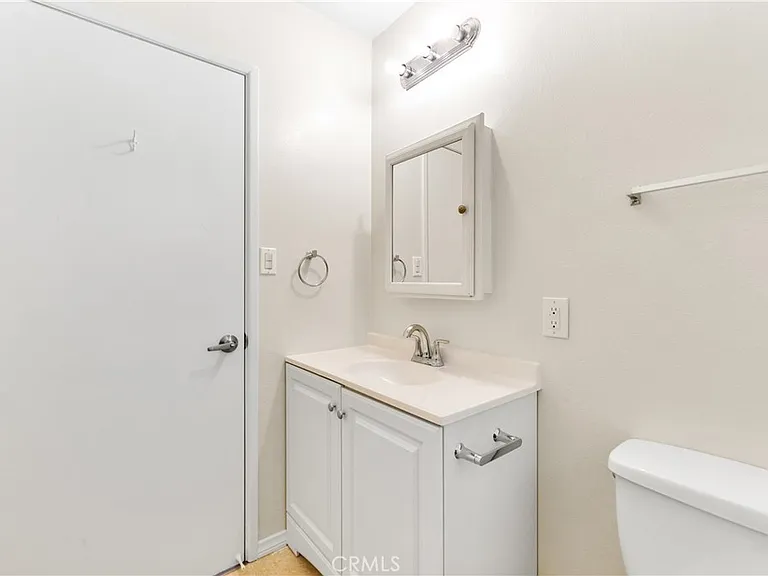 5932 Santa Barbara Ave E #B — Photo 19
