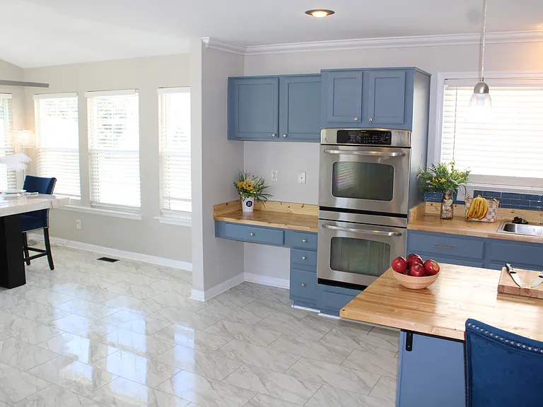 Newly renovated kitchen includes double oven, new garbage disposal, Counter tops and much more !