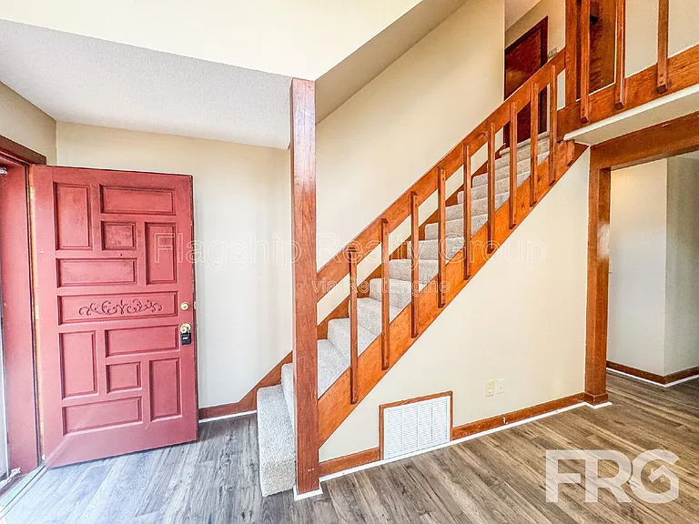 1228 Forest Acres Dr — Photo 22