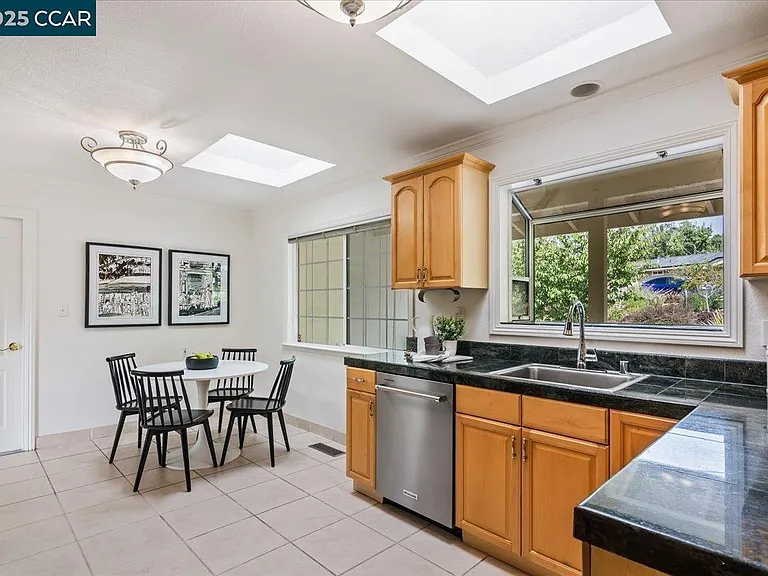 17 Muth Dr — Photo 11