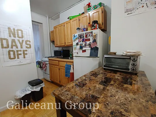 Rented by Lexington Real Estate Group | media 23