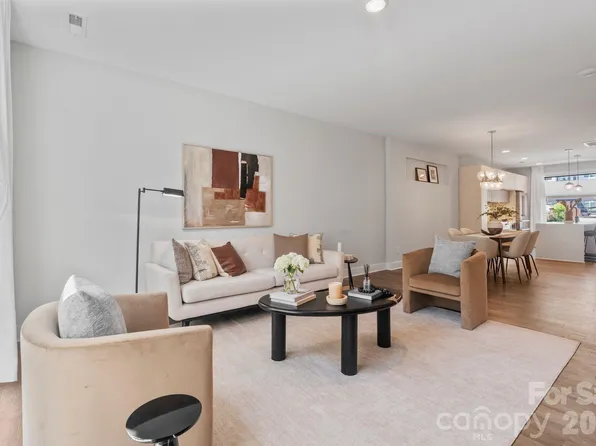 1218 Minter Pl, Charlotte, NC 28203
