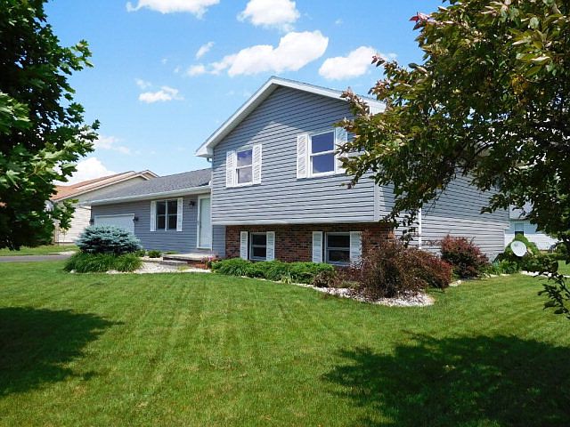 1st image of 726 Chestnut Dr