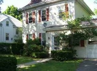 118 Langley Rd #2, Newton, MA 02459