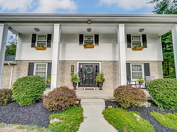 3rd image of 1506 Putters Ln