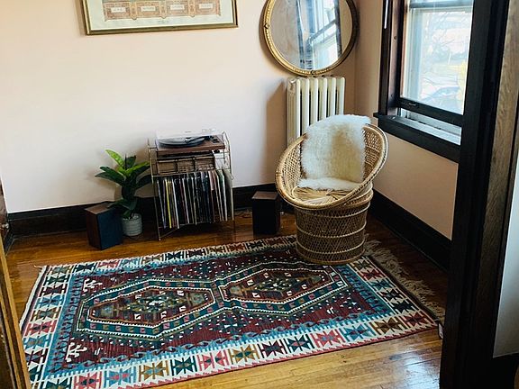 5th image of 3455 Blaisdell Ave APT 4