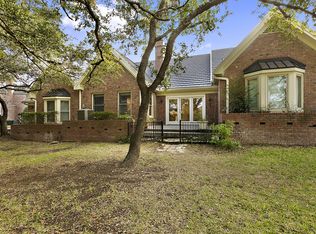 28 Tournament Way #28, The Hills, TX 78738