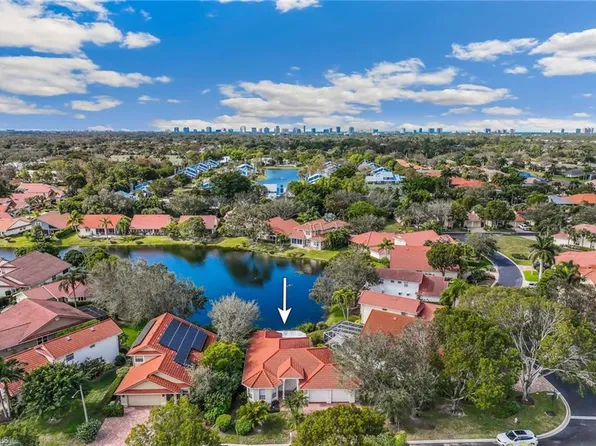 4821 Europa Dr, Naples, FL 34105