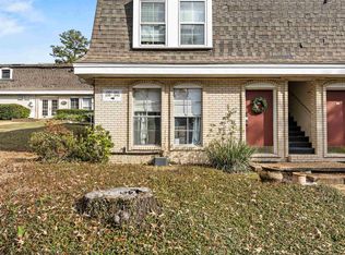 2020 Continental Ave APT 135, Tallahassee, FL 32304