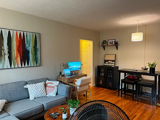 Rented by Prime Realty | media 43