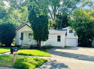 1709 Adelaide St, Midland, MI 48640