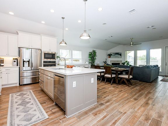 4th image of 18907 Paso Fino Prairie Ln
