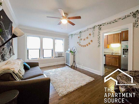 2nd image of 5077 N Wolcott Ave
