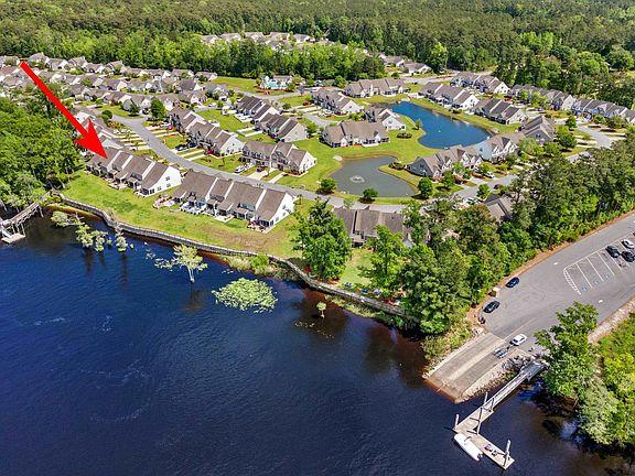 5th image of 723 Riverward Dr #723