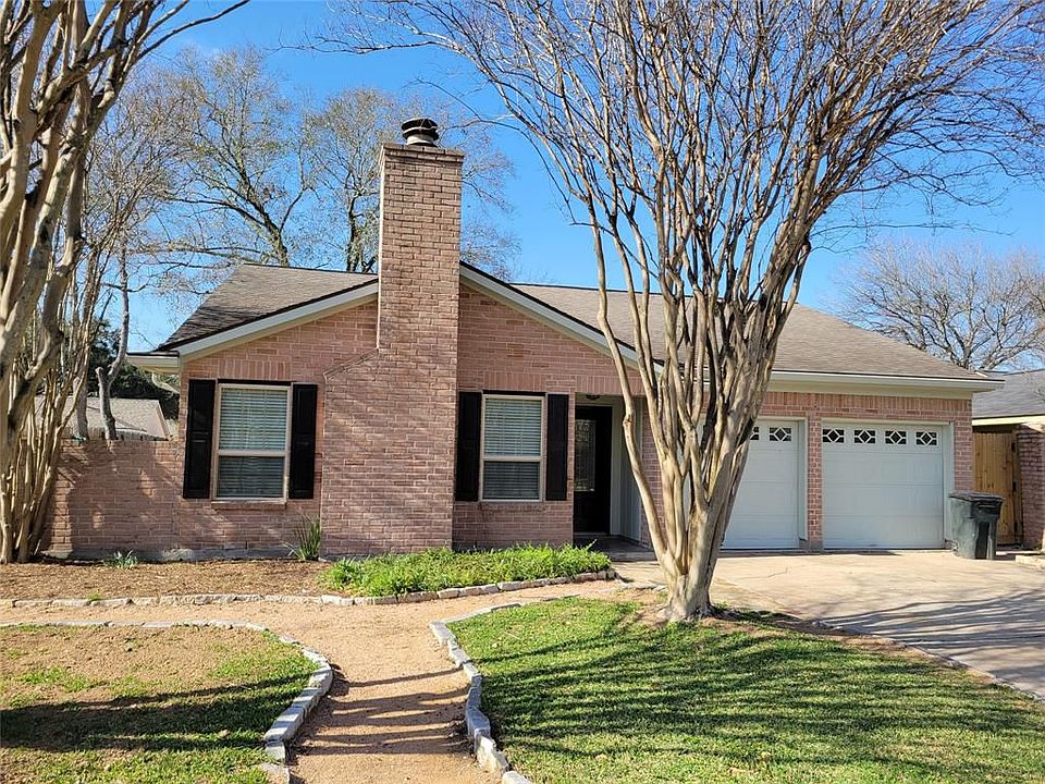 1st image of 22522 Deville Dr