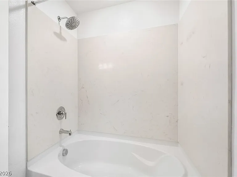 7754 Misty Oaks Ave — Photo 21