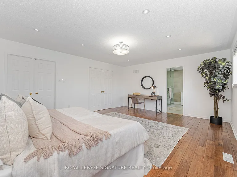 5217 Fallingbrook Dr — Photo 31