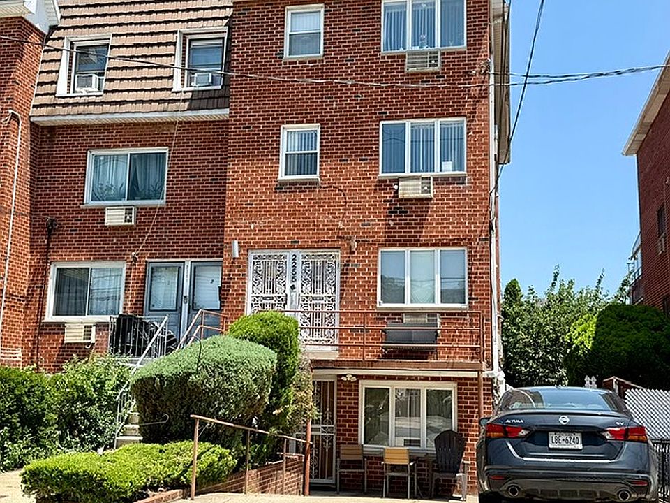 1st image of 2255 Ryder St