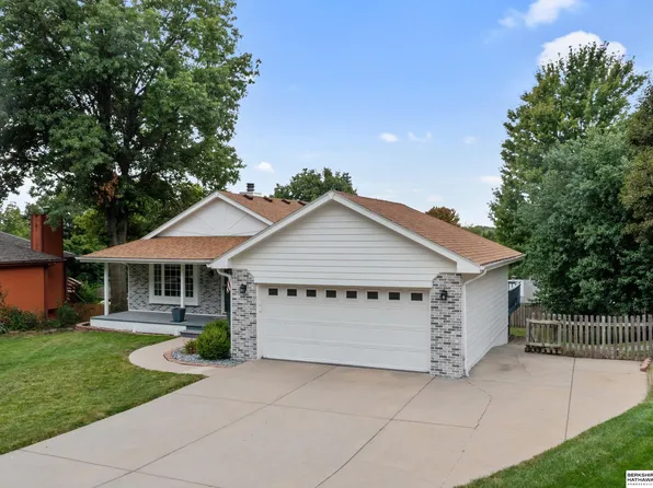 3605 S 75th St, Lincoln, NE 68506