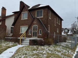 12795 Pinehurst St, Detroit, MI 48238