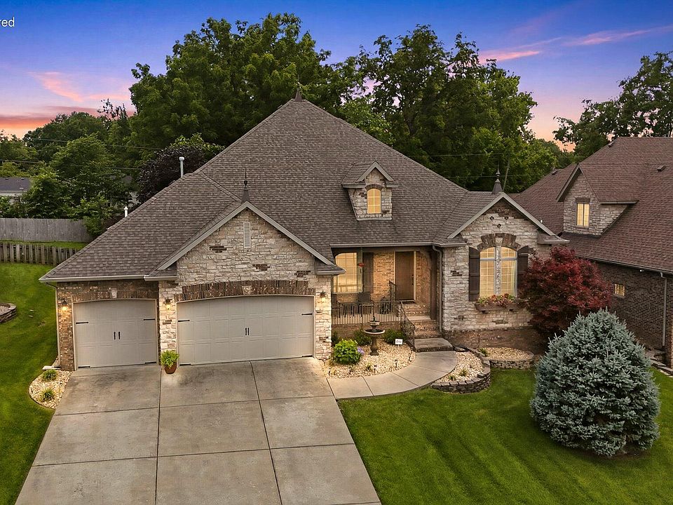 1st image of 1272 Hayden Court E