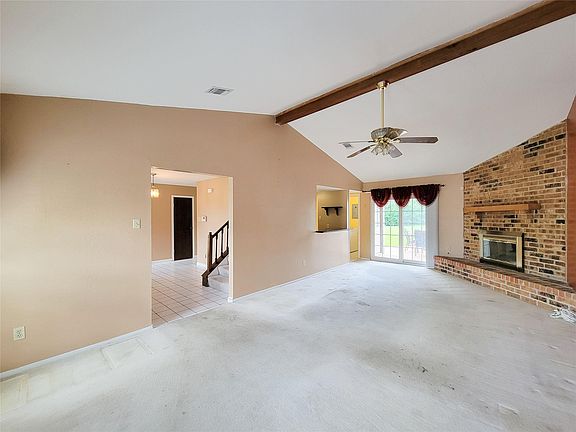5th image of 18318 Wild Willow Ln