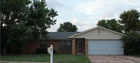 2nd image of 2217 Natchez Dr