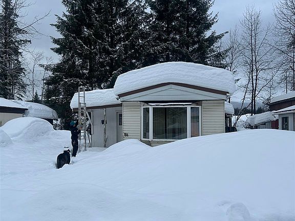 3rd image of 2895-84 Mendenhall Loop Rd