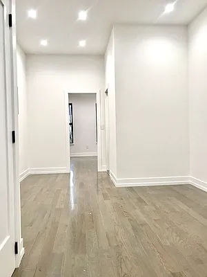 Rented by Platinum Properties | media 17