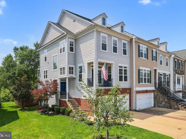 42975 Mill Race Ter, Leesburg, VA 20176