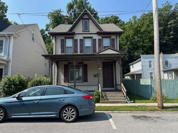 204 S 2nd St #1, Wormleysburg, PA 17043