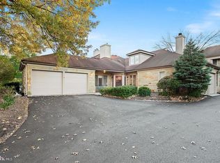 13 Morton Ct, Lawrence Township, NJ 08648