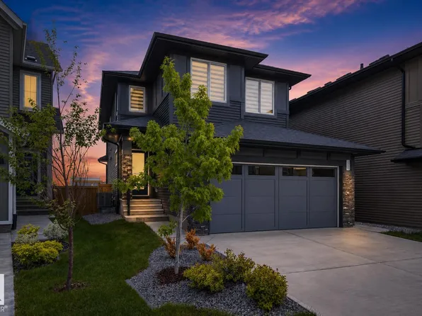 17023 45th St NW, Edmonton, AB T5Y 4E4