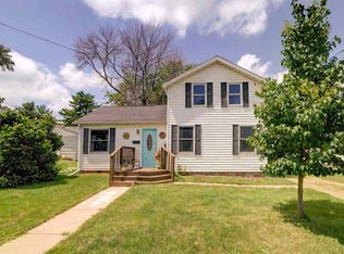 145 N Beebe St, Marshall, WI 53559