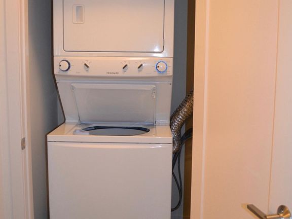 2nd image of 1700 8th St SE Unit 117
