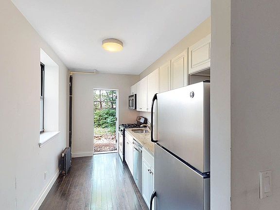 5th image of 25 Hamilton Ter APT 1FR