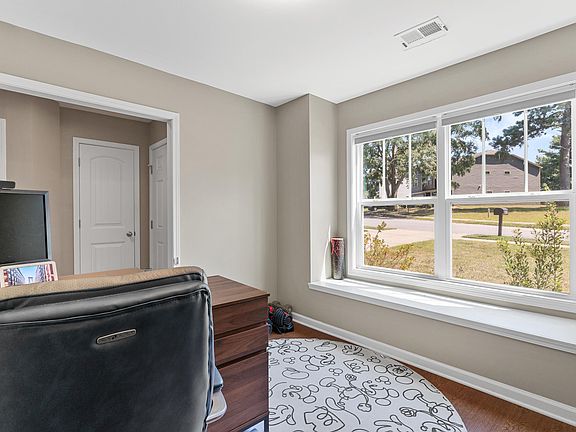 4th image of 1754 Trevino Dr