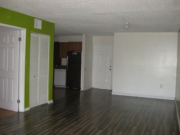 4th image of 6195 NW 186th St APT 211